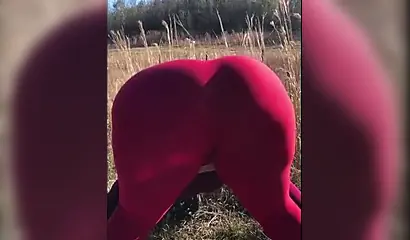 Ghetto ebony babe in her hot Instagram twerk compilation