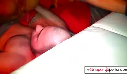 Kinky Teanna Trump dances around the pole before she's nailed