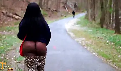 Seductive Jade Jordan shows her feet and her juicy ass while fucking