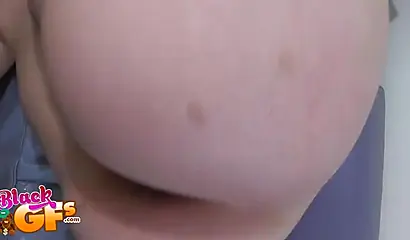 Naughty amateur girlfriend spreads her legs to get rammed hard