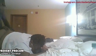 Amateur black couple records their fucking session in the hotel room