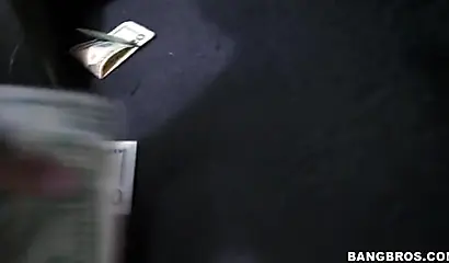 Sensational Anya Ivy gets her pussy pumped in the backseat