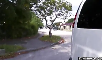 Sensational Anya Ivy gets her pussy pumped in the backseat