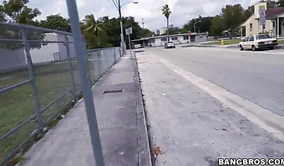 Sensational Anya Ivy gets her pussy pumped in the backseat