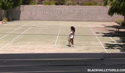 Desirable ebony Daya Knight gives a blowjob to her man