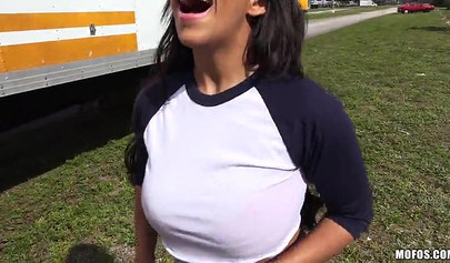 Priya Price gets on her knees outdoors and starts sucking