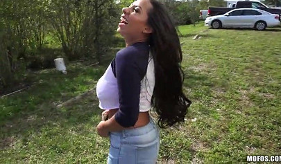 Priya Price gets on her knees outdoors and starts sucking