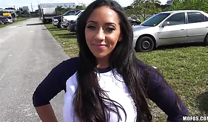 Priya Price gets on her knees outdoors and starts sucking