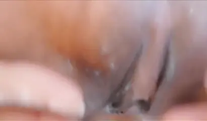 Astonishing ebony chick pleasures herself before a hard shagging session