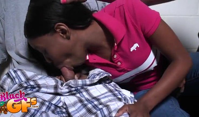 Mesmerizing black chick gives a blowjob to her horny boyfriend