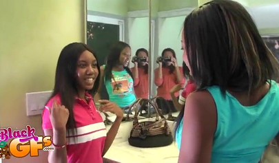 Mesmerizing black chick gives a blowjob to her horny boyfriend