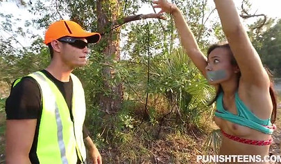 Fearless slutty-teen demands a good fuck