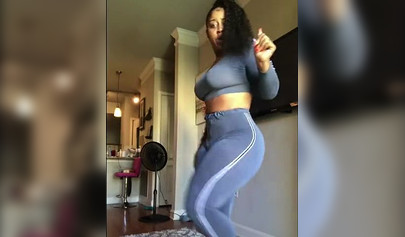 Black gal with amazing body twerks in front of the camera over and over for you
