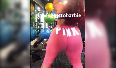Black gal with amazing body twerks in front of the camera over and over for you