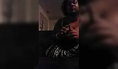 Fat and disgusting ebony bitch has some fun on cam