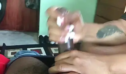 Black babe shows us how to jerk off her boyfriend