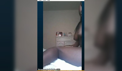 Submissive ebony teen spreads her cheeks and reveals a wonderful pussy on Skype
