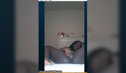 Submissive ebony teen spreads her cheeks and reveals a wonderful pussy on Skype