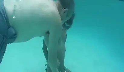 Skinny ebony vixen is hogtied underwater and exposed completely naked for cam