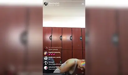 Enticing black vixen twerks and makes those big fat cheeks clap on the camera