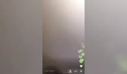 Big booty black gal bends over and twerks that big fat booty nicely for cam show