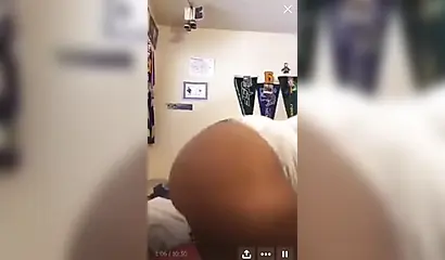 Big booty black gal bends over and twerks that big fat booty nicely for cam show