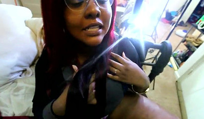 Ebony cutie with glasses sucks and gets her cunt licked before good fucking