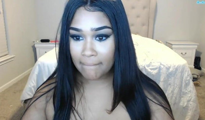 Beautiful black amateur babe shows off her curvy body and teases on live cams