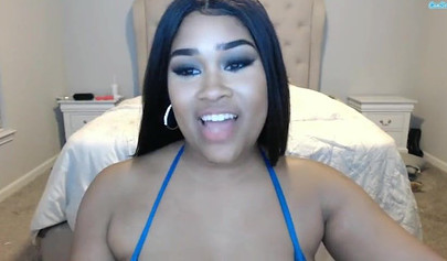 Beautiful black amateur babe shows off her curvy body and teases on live cams