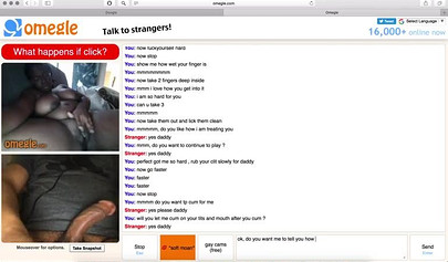 Submissive ebony amateur with enormous tits masturbates in her sex webcam show