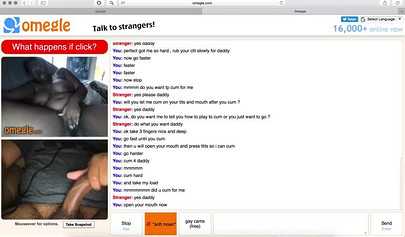 Submissive ebony amateur with enormous tits masturbates in her sex webcam show