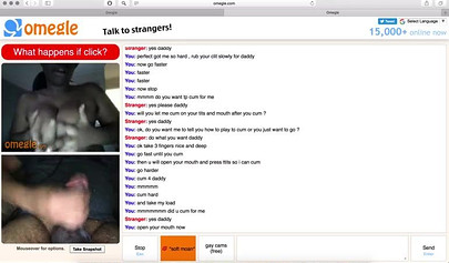 Submissive ebony amateur with enormous tits masturbates in her sex webcam show