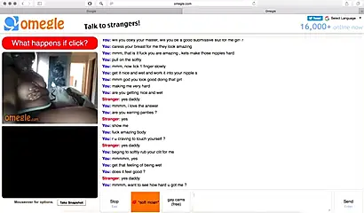 Submissive ebony amateur with enormous tits masturbates in her sex webcam show