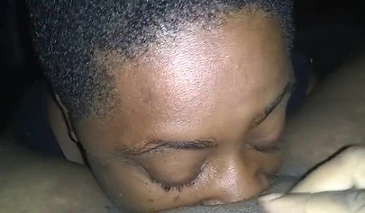 Kinky thick black chick enjoys receiving a long and sloppy oral by a horny ebony