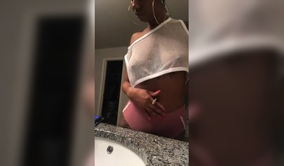 Dashing black teenie strips naked for the camera and shows off her perfect body