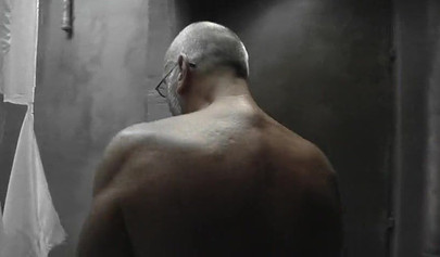 Ebony enjoys a threesome where she gives a blowjob before her pussy is banged