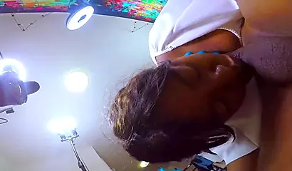 Fat ass babe sits on her husband's face before demanding hard finger fucking