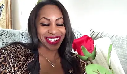 Stunning black amateur in stocking and high heels is showing her gorgeous legs