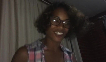 Nerdy ebony babe deserves to be fucked after performing a stunning blowjob