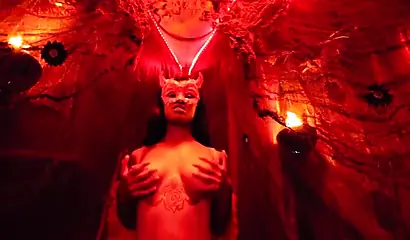 Kinky black chick rides a stiff rod before slobbering on it and swallowing cum