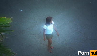 Kinky black girl seduces a gorgeous white blonde for a steamy lesbian fucking