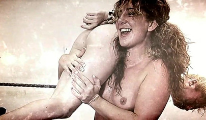 Babe with amazing big fat ass gets it on with gorgeous ebony lesbian fighter