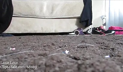 Black babe with gorgeous legs shows off her body in amazing solo video at home