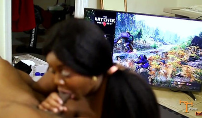 Black teen enjoys sucking on dick, but she does not ignore those big nuts either