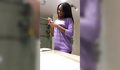 Ebony cutie shows you what its like to roleplay with a gorgeous black woman