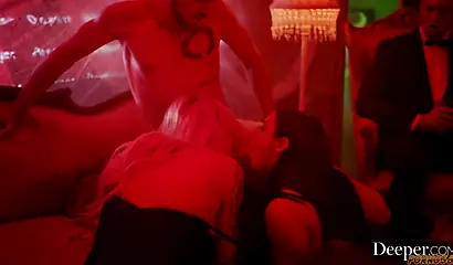 Great orgy with beautiful girls in the club