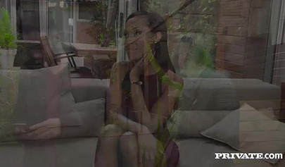 Bubble butt ebony Noemilk takes two huge cocks in turn