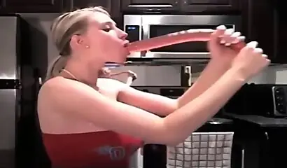 Raccolta di gole profonde di una MILF cattiva
