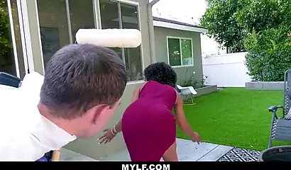 Curly-haired beauty Misty Stone gets slammed by the handyman