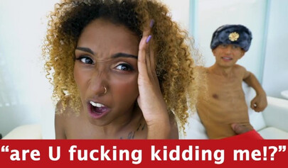 Black girl Kiki Star serves a Russian guy with a huge cock